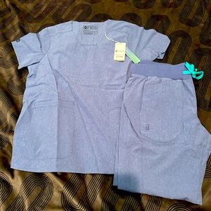 Figs Limited Edition Set